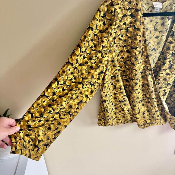 XXL A New Day Yellow Black Floral Long-Sleeve Wrap top - Picture 5 of 10